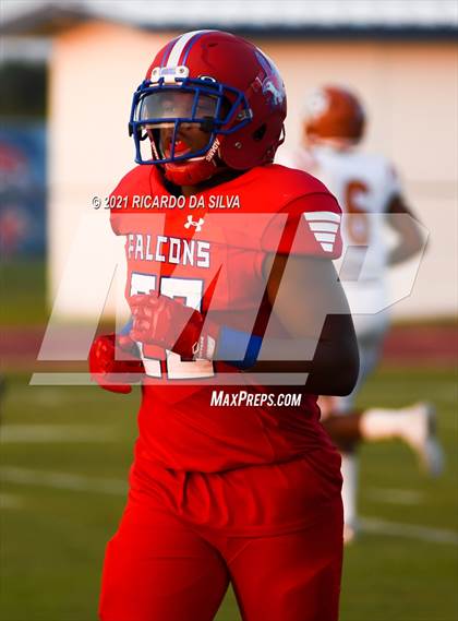 Thumbnail 2 in Royal vs Caldwell photogallery.