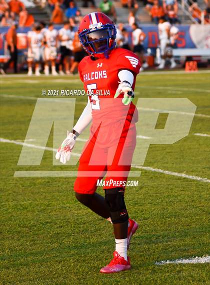 Thumbnail 3 in Royal vs Caldwell photogallery.