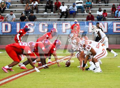Thumbnail 3 in Royal vs Caldwell photogallery.