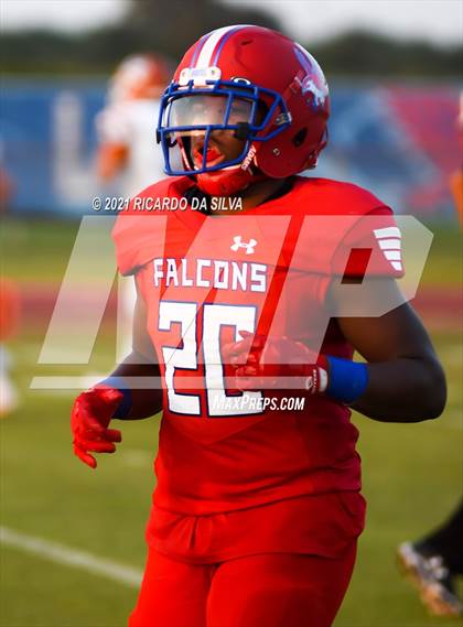 Thumbnail 3 in Royal vs Caldwell photogallery.