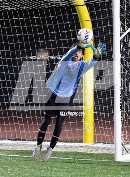 Thumbnail 3 in Granada @ Hillsdale (CIF NorCal D3 Boys Soccer Semifinal) photogallery.