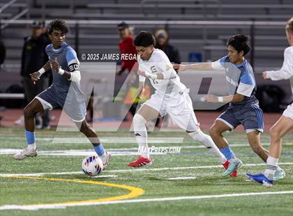 Thumbnail 3 in Granada @ Hillsdale (CIF NorCal D3 Boys Soccer Semifinal) photogallery.