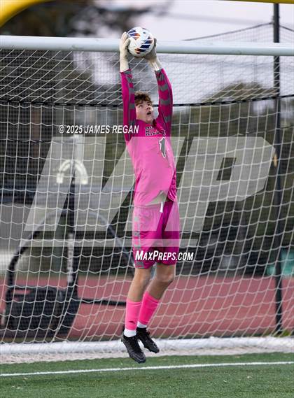 Thumbnail 2 in Granada @ Hillsdale (CIF NorCal D3 Boys Soccer Semifinal) photogallery.