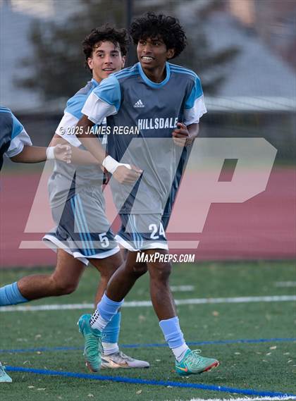 Thumbnail 1 in Granada @ Hillsdale (CIF NorCal D3 Boys Soccer Semifinal) photogallery.