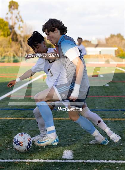 Thumbnail 2 in Granada @ Hillsdale (CIF NorCal D3 Boys Soccer Semifinal) photogallery.