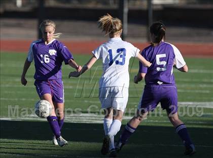 Thumbnail 2 in Arvada West vs Cherry Creek (Warrior Invitational) photogallery.