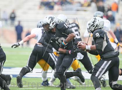 Thumbnail 3 in Highland Park vs. Guyer (UIL 4A D1 Semifinal) photogallery.