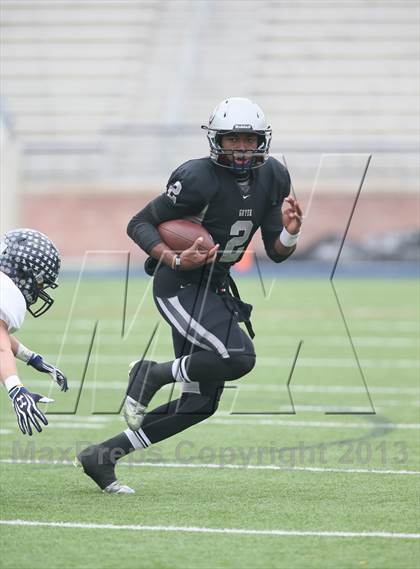 Thumbnail 1 in Highland Park vs. Guyer (UIL 4A D1 Semifinal) photogallery.