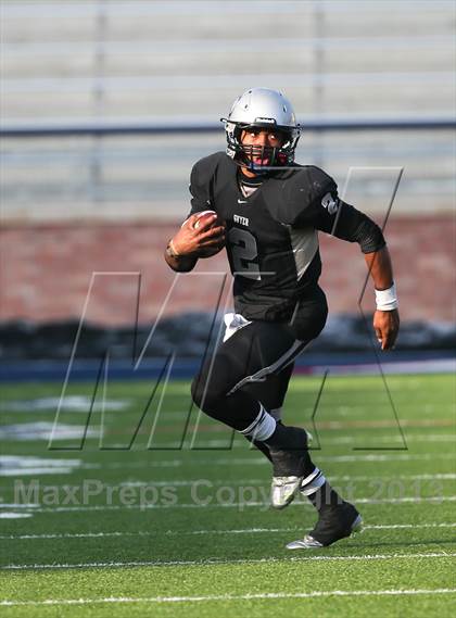 Thumbnail 3 in Highland Park vs. Guyer (UIL 4A D1 Semifinal) photogallery.