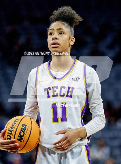 Thumbnail 1 in Santiago vs. Oakland Tech (CIF State D1 Final) photogallery.