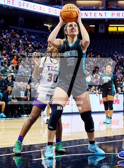 Thumbnail 3 in Santiago vs. Oakland Tech (CIF State D1 Final) photogallery.