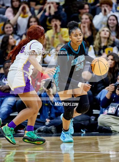Thumbnail 3 in Santiago vs. Oakland Tech (CIF State D1 Final) photogallery.