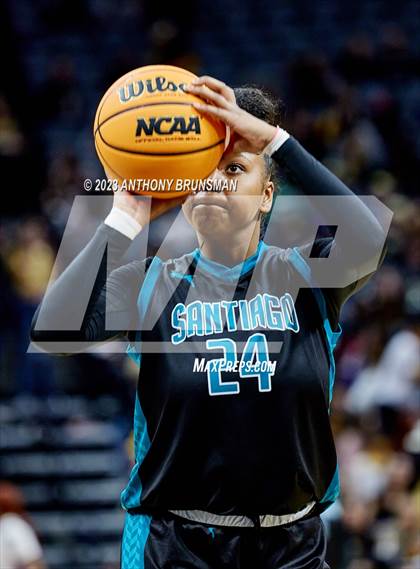 Thumbnail 1 in Santiago vs. Oakland Tech (CIF State D1 Final) photogallery.