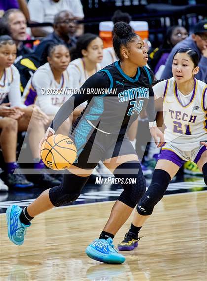 Thumbnail 2 in Santiago vs. Oakland Tech (CIF State D1 Final) photogallery.