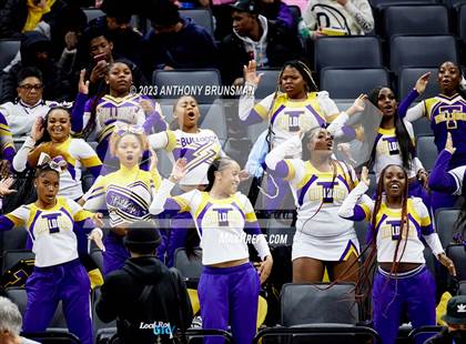 Thumbnail 2 in Santiago vs. Oakland Tech (CIF State D1 Final) photogallery.