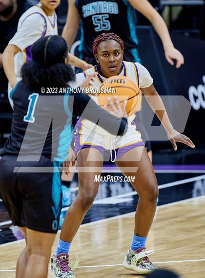 Thumbnail 3 in Santiago vs. Oakland Tech (CIF State D1 Final) photogallery.