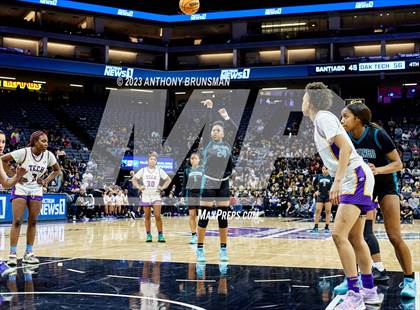 Thumbnail 3 in Santiago vs. Oakland Tech (CIF State D1 Final) photogallery.