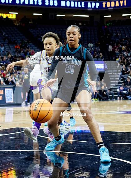 Thumbnail 2 in Santiago vs. Oakland Tech (CIF State D1 Final) photogallery.