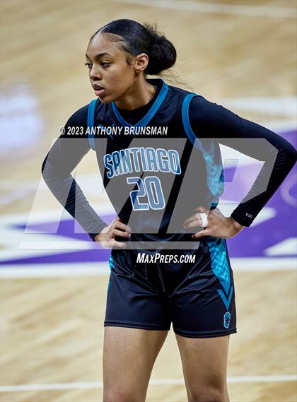 Thumbnail 1 in Santiago vs. Oakland Tech (CIF State D1 Final) photogallery.