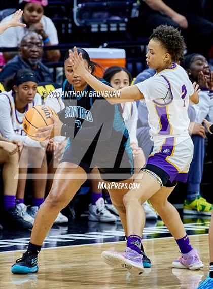 Thumbnail 3 in Santiago vs. Oakland Tech (CIF State D1 Final) photogallery.