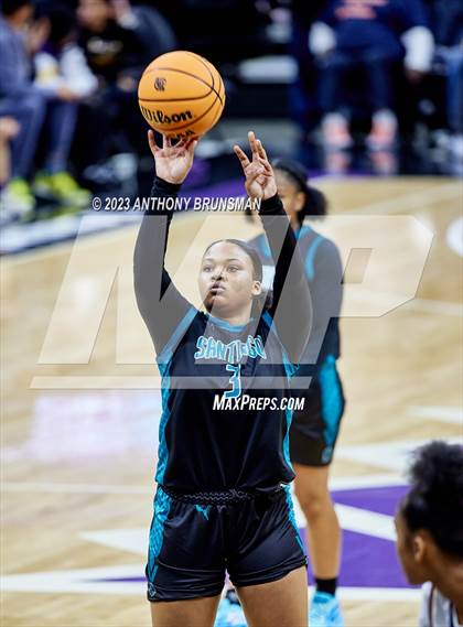 Thumbnail 2 in Santiago vs. Oakland Tech (CIF State D1 Final) photogallery.