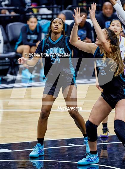 Thumbnail 2 in Santiago vs. Oakland Tech (CIF State D1 Final) photogallery.