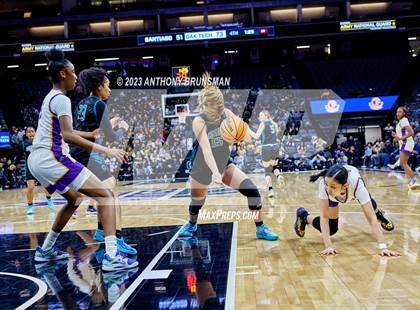 Thumbnail 1 in Santiago vs. Oakland Tech (CIF State D1 Final) photogallery.