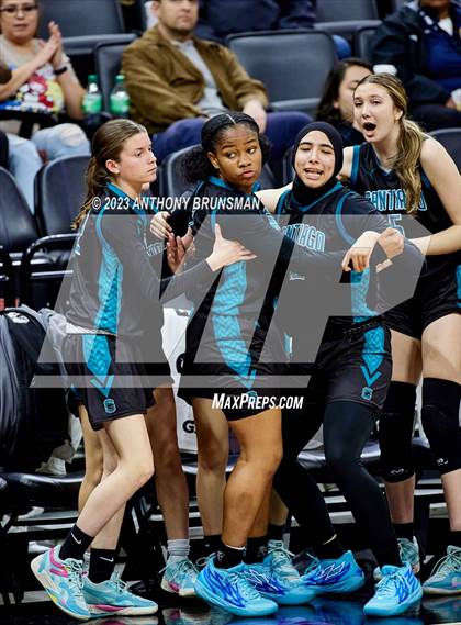 Thumbnail 1 in Santiago vs. Oakland Tech (CIF State D1 Final) photogallery.