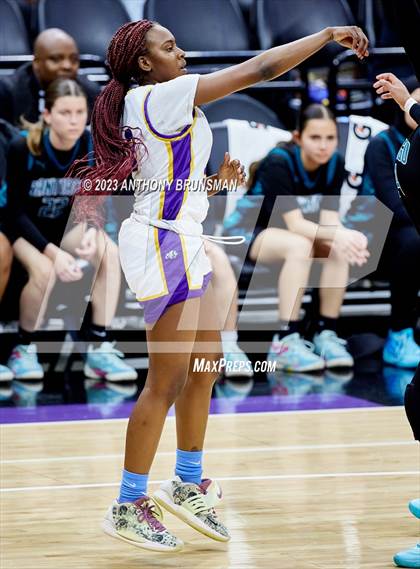 Thumbnail 1 in Santiago vs. Oakland Tech (CIF State D1 Final) photogallery.