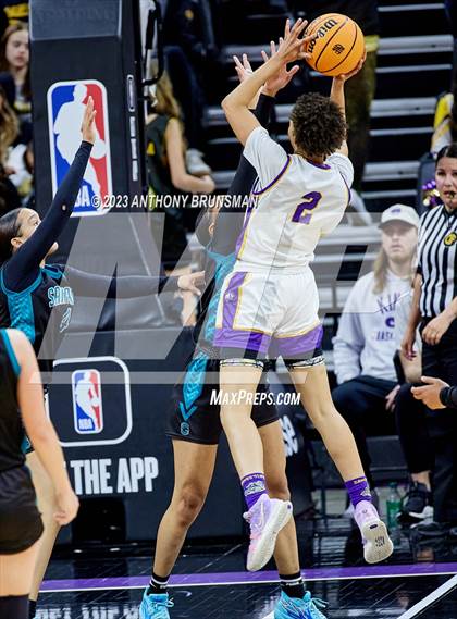 Thumbnail 2 in Santiago vs. Oakland Tech (CIF State D1 Final) photogallery.