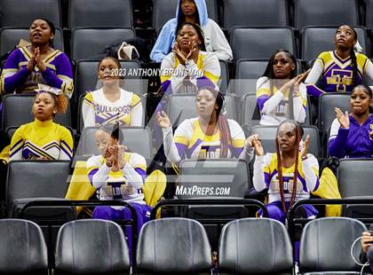 Thumbnail 2 in Santiago vs. Oakland Tech (CIF State D1 Final) photogallery.