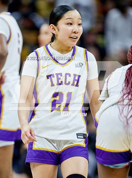 Thumbnail 2 in Santiago vs. Oakland Tech (CIF State D1 Final) photogallery.