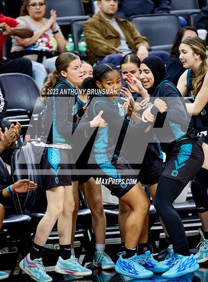 Thumbnail 3 in Santiago vs. Oakland Tech (CIF State D1 Final) photogallery.