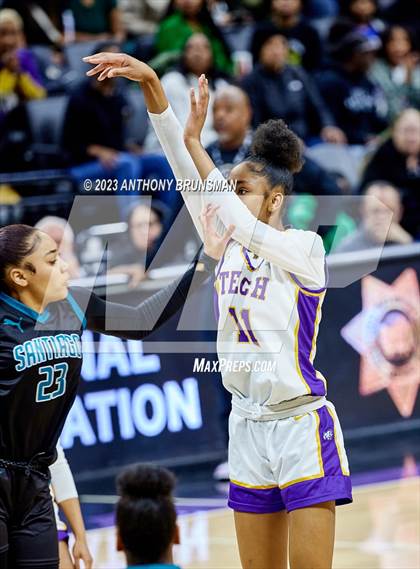 Thumbnail 2 in Santiago vs. Oakland Tech (CIF State D1 Final) photogallery.
