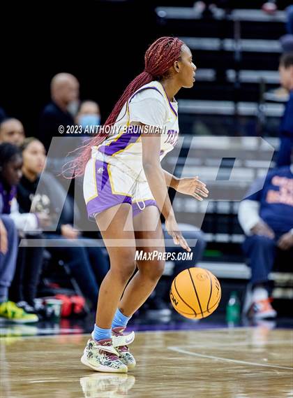 Thumbnail 1 in Santiago vs. Oakland Tech (CIF State D1 Final) photogallery.