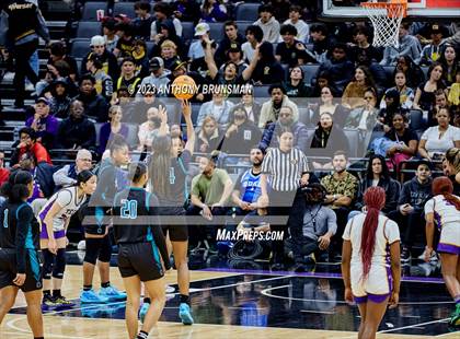 Thumbnail 2 in Santiago vs. Oakland Tech (CIF State D1 Final) photogallery.