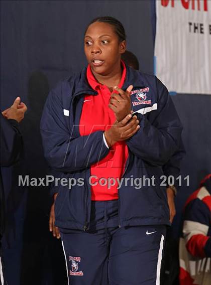Thumbnail 1 in Keppel vs. Bellarmine-Jefferson (West Coast Holiday Classic) photogallery.