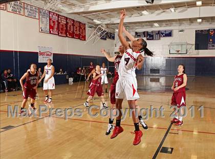 Thumbnail 2 in Keppel vs. Bellarmine-Jefferson (West Coast Holiday Classic) photogallery.