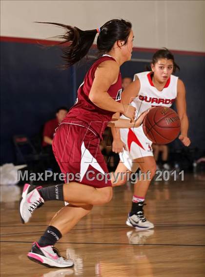 Thumbnail 1 in Keppel vs. Bellarmine-Jefferson (West Coast Holiday Classic) photogallery.