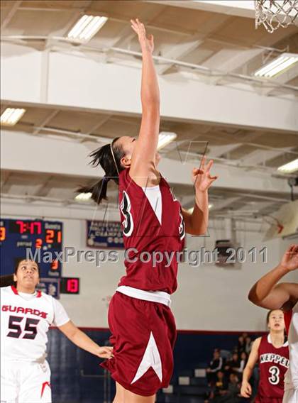 Thumbnail 3 in Keppel vs. Bellarmine-Jefferson (West Coast Holiday Classic) photogallery.