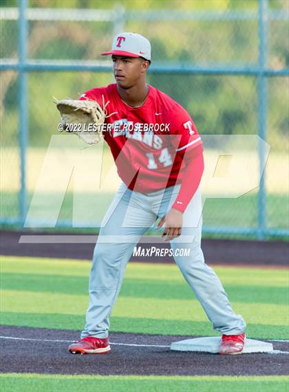 Thumbnail 1 in Georgetown vs Ray (UIL 5A Regional Semifinals) photogallery.