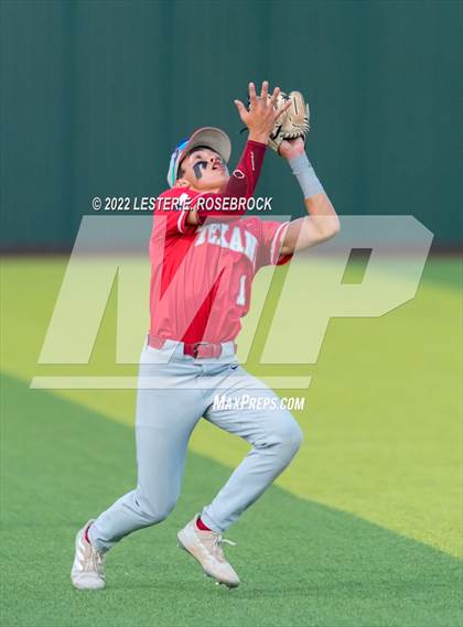 Thumbnail 1 in Georgetown vs Ray (UIL 5A Regional Semifinals) photogallery.