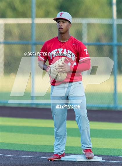 Thumbnail 3 in Georgetown vs Ray (UIL 5A Regional Semifinals) photogallery.