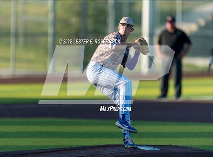 Thumbnail 2 in Georgetown vs Ray (UIL 5A Regional Semifinals) photogallery.