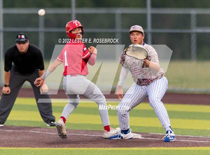 Thumbnail 1 in Georgetown vs Ray (UIL 5A Regional Semifinals) photogallery.