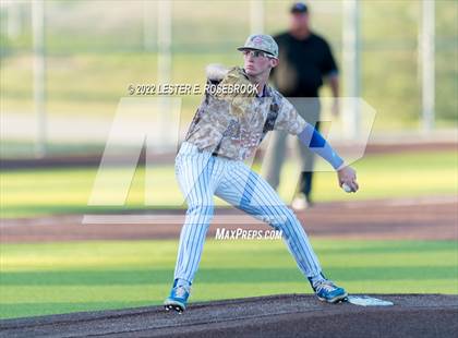 Thumbnail 1 in Georgetown vs Ray (UIL 5A Regional Semifinals) photogallery.