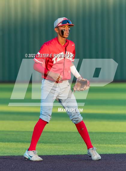 Thumbnail 1 in Georgetown vs Ray (UIL 5A Regional Semifinals) photogallery.