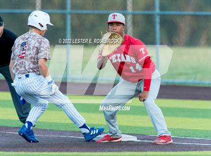Thumbnail 2 in Georgetown vs Ray (UIL 5A Regional Semifinals) photogallery.