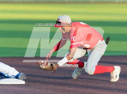 Thumbnail 1 in Georgetown vs Ray (UIL 5A Regional Semifinals) photogallery.