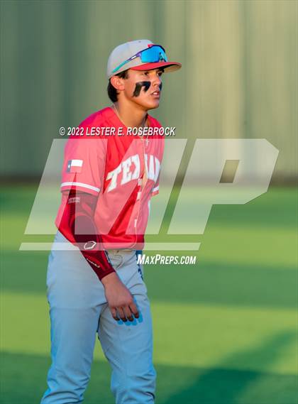 Thumbnail 1 in Georgetown vs Ray (UIL 5A Regional Semifinals) photogallery.